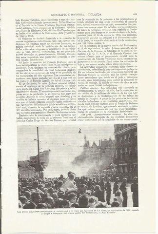 LAMINA ESPASA 35862: Ataque de los provos de Holanda durante el cortejo real en La Haya en 1966