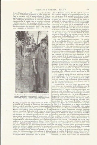 LAMINA ESPASA 35880: El Duque de Edinburgo pasa revista en Malasia