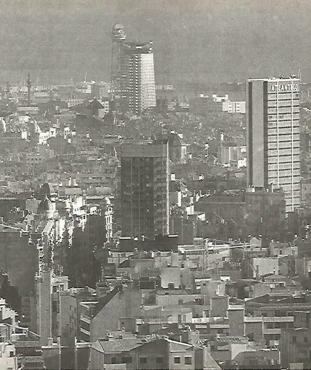 LAMINA 4392-02: Vista de Barcelona