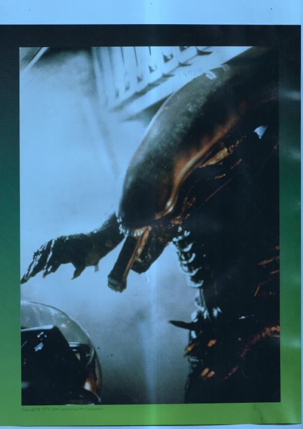 LAMINA 24929: Escena de Star Trek + Alien