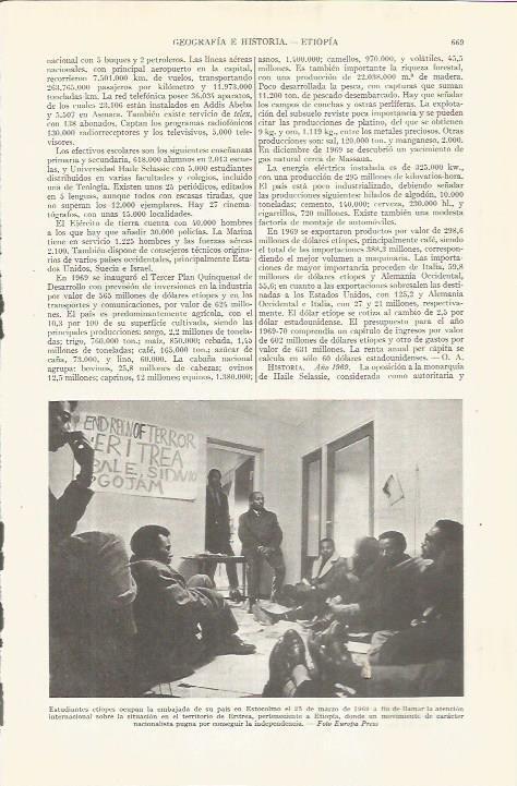 LAMINA ESPASA 36563: Estudiantes ocupando la embajada de Etiopia en Suecia