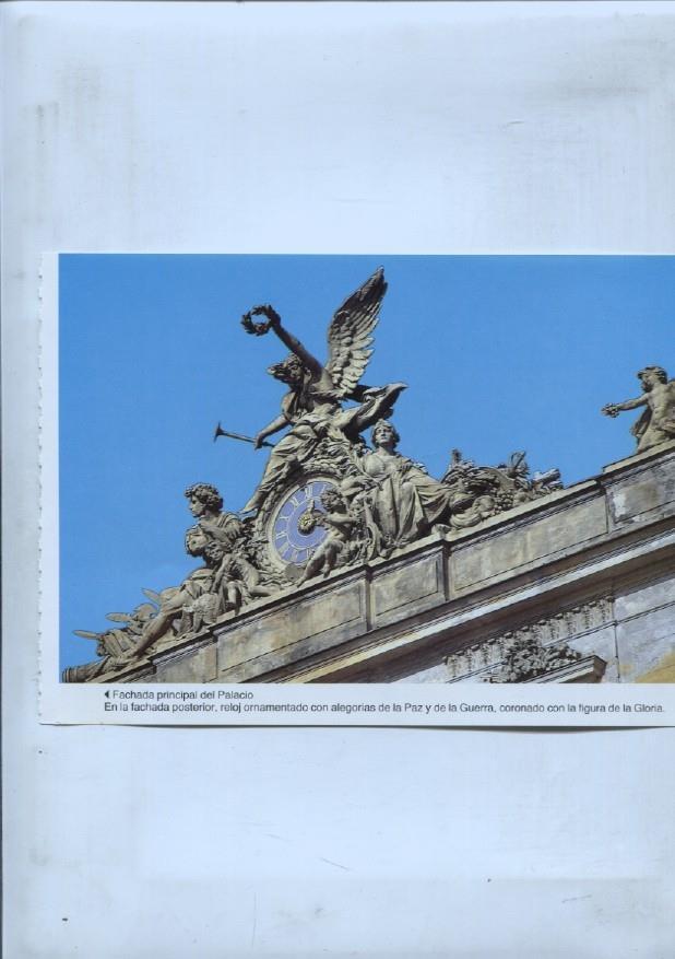 lamina souvenir del palacio Herrenchiemsee: Reloj en la fachada y fuente Latona