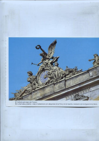 lamina souvenir del palacio Herrenchiemsee: Reloj en la fachada y fuente Latona