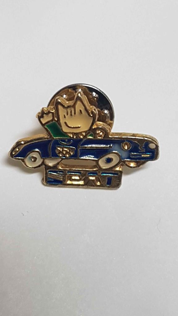 Pins: Cobi sobre vehiculo Seat, Mascota de las Olimpiadas de Barcelona 1992