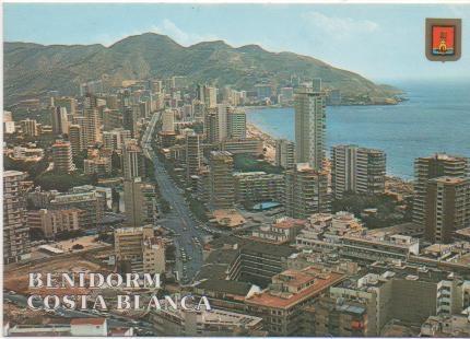 Postal E00692: Vista aérea, Benidorm, Alicante