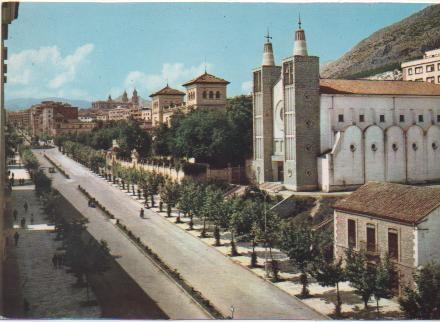 Postal E00918: venida del Generalisimo, Jaén