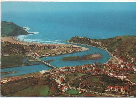 Postal E00898: Vista de Ribadesella