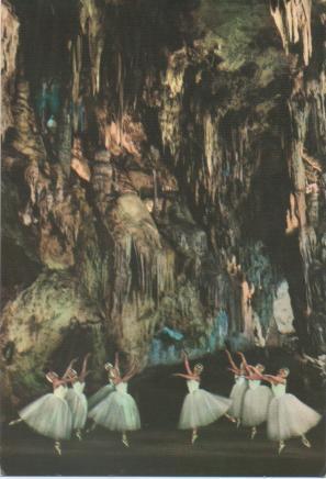 Postal E00965: Ballet Tour París, Cuevas de Nerja