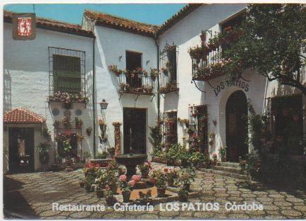 Postal E00833: Patio tipico, Córdoba