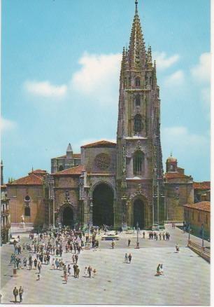 Postal E00882: Catedral de Oviedo