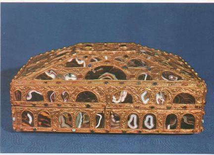 Postal E00260: Cofre de la Agatas, siglo X Catedral de Oviedo