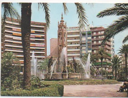 Postal E00170: Plaza de los Luceros, Alicante
