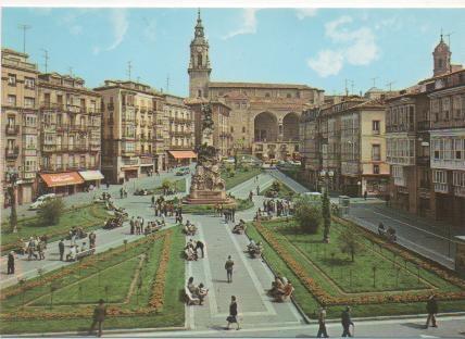 Postal E00461: Plaza de la Virgen Blanca, Vitoria
