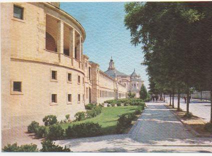 Postal E00335: Universidad San José, Zamora