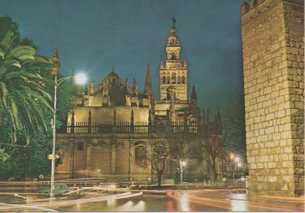 Postal E02352: Catedral y Giralda de noche, Sevilla