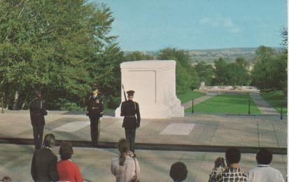 Postal E02305: Tumba del Soldado Desconocido, Virginia, Estados Unidas