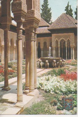 Postal E02457: Patio de los Leones, Alhambra, Granada