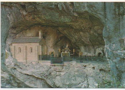 Postal E02005: La cueva, Covadonga
