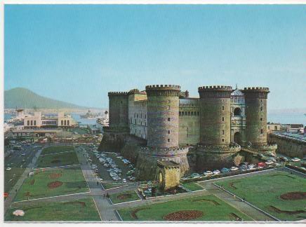 Postal E02202: Maschio Angioino e Stazione Marittima, Napoles, Italia
