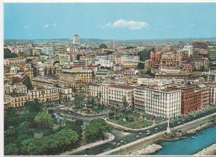 Postal E02200: Vista aére Plaza Vittoria, Napoles, Italia