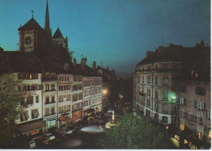 Postal E02257: La Plaza de Bourg-de-Four y la Catedral, Ginebra, Suiza