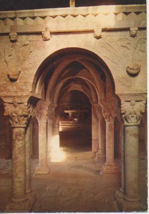 Postal E02245: Prieuré de Notre-Dame de Serrabone, Roussillon, Francia