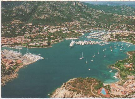 Postal E02137: Vista aérea de Romazzino, Italia