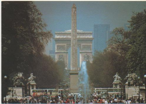Postal E02186: Obelisco, Arco de Tiunfo de paris, Francia