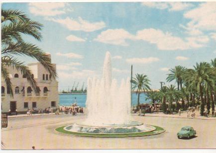 Postal E01743: plaza del Mar, Alicante