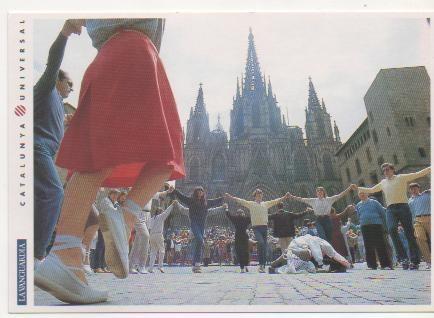 Postal E01706: Sardanas, delante de la Catedral, Barcelona