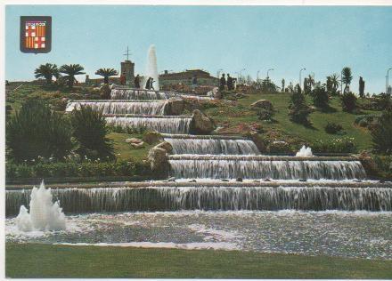 Postal E01561: Fuentes y Catillo de Montjuic, Barcdelona