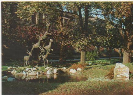 Postal E01564: Parque de la Ciudadea,  Monumento a Walt Disney, Barcelona