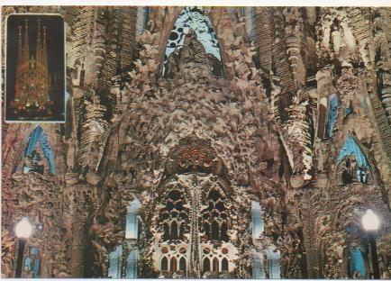 Postal E01585: Fachada , Templo de la Sagrada Familia, Barcelona