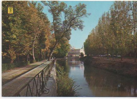 Postal E01881: La ría de la Isla y Palacio,Aranjuez