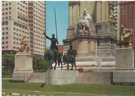 Postal E01885: Plaza de España, monumentyo a Cervantes, Madrid
