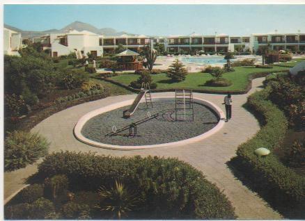 Postal E01938: Apartamentos Barcarola, Lanzarote