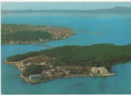 Postal E01941: Vista aérea Isla de la Toja, Pontevedra
