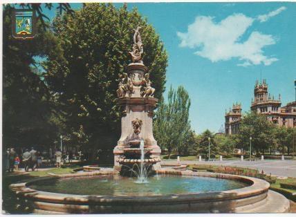 Postal E01797: Paseo del Prado. Fuente de Apolo, Madrid