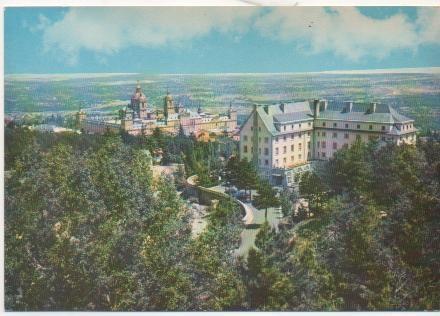Postal E01804: Vista del Monasterio, El Escorial
