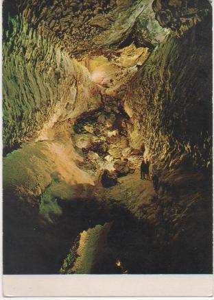 Postal E01186: Estalactitas de lava, Cueva de los Verdes, Lanzarote