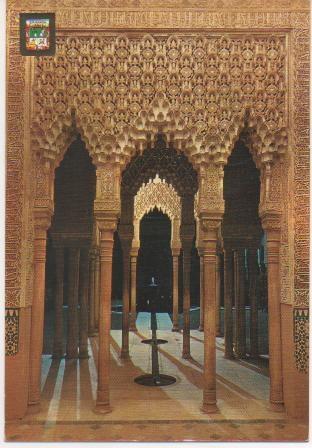 Postal E01216: Patio de los Leones, la Alhambra, Granada