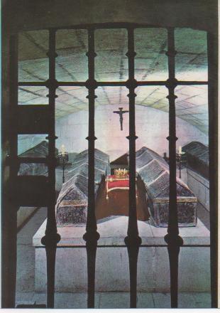 Postal E01073: Cripta de los Reyes Catolicos Capilla Real, Granada