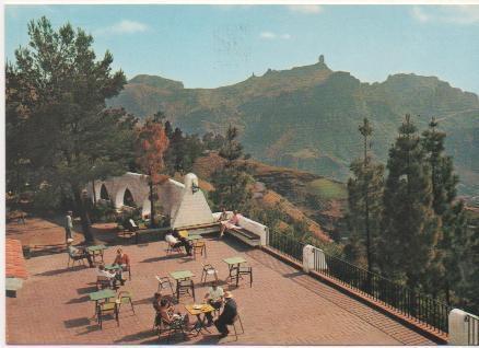 Postal E01410: El Roque Nublo desde el Parador, Tejeda, Gran Canaria