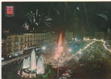 Postal E01489: Plaza de la Reina en fallas, Valencia