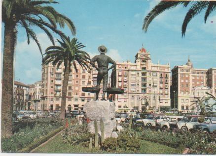 Postal E01441: Acera de la Marina desde el Pescador, Málaga