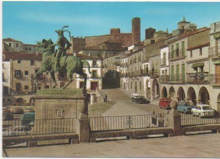 Postal E01464: plaza Mayor, Monumento a Pizarro, Trujillo