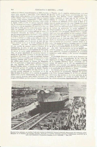 LAMINA ESPASA 37307: Botadura del petrolero Periñas