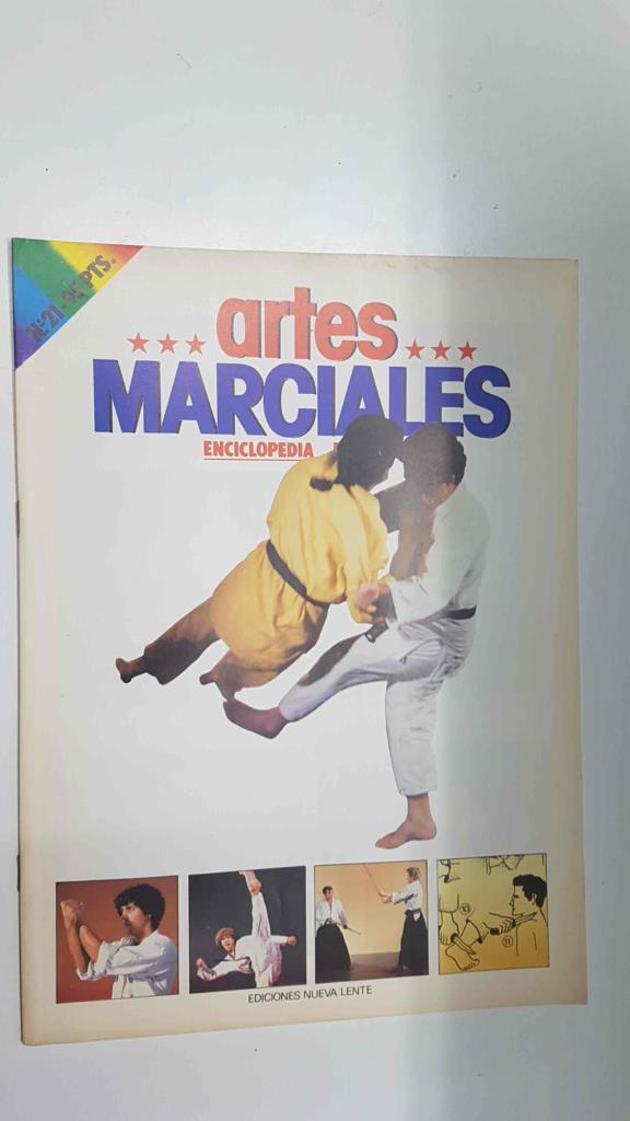Fasciculo: Artes Marciales num 21. Enciclopedia Practica. Karate-do: ataques a dos manos
