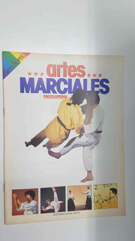 Fasciculo: Artes Marciales num 21. Enciclopedia Practica. Karate-do: ataques a dos manos