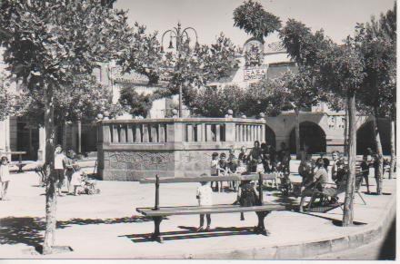 Postal E04221: Postal B/N Plaza de D. Jesús Aparicio.Salas de los Infantes, Burgos